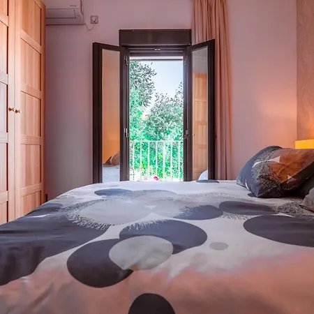 Edomus Gran Plaza Boutique Apartamento *